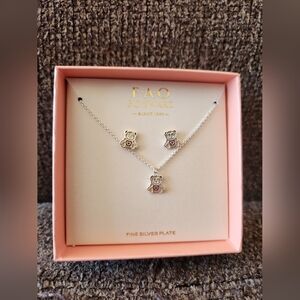 FAO Schwarz Teddy Bear Necklace And Earrings Set New In Box
